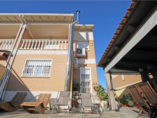 Chalet en venta en Cabanillas Del Campo, Castilla-La Mancha