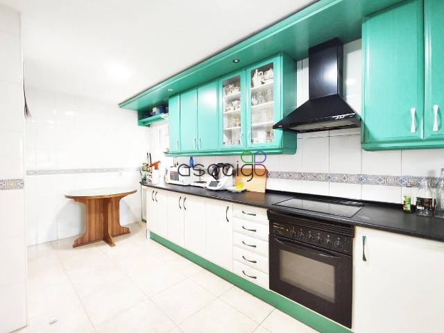 Villa en venta en Cabanillas Del Campo