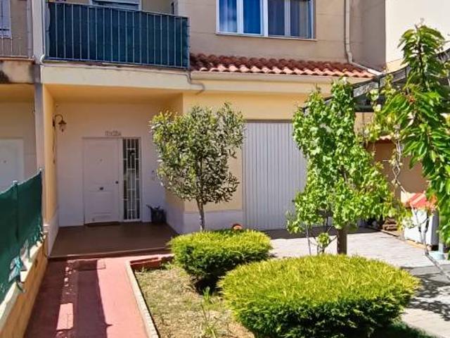 Villa en venta en Cabanillas Del Campo