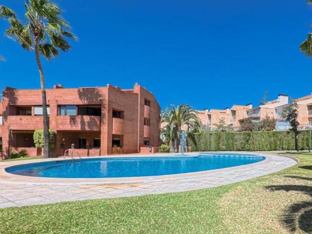 Chalet en venta en Casco Antiguo - Santa Cruz - Ayuntamiento, l'Alacantí