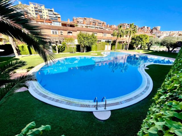 Chalet en venta en Casco Antiguo - Santa Cruz - Ayuntamiento, l'Alacantí