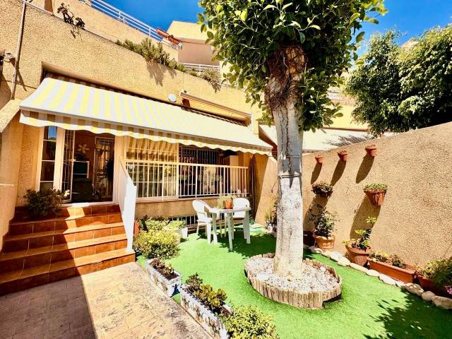 Villa en venta en Alicante, Centre Històric