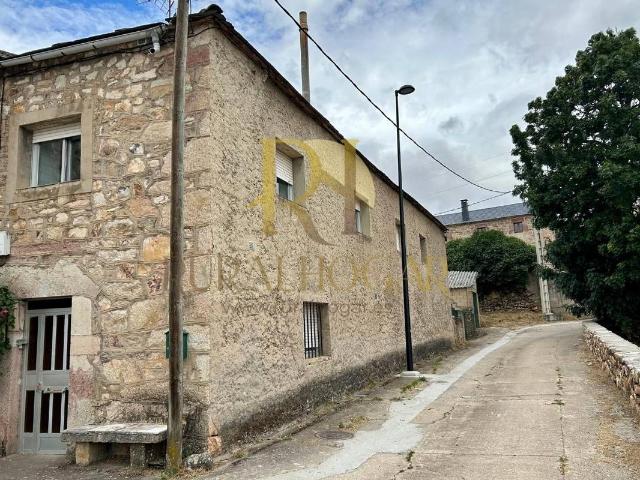Chalet en venta en Cabrillanes, Castilla y León