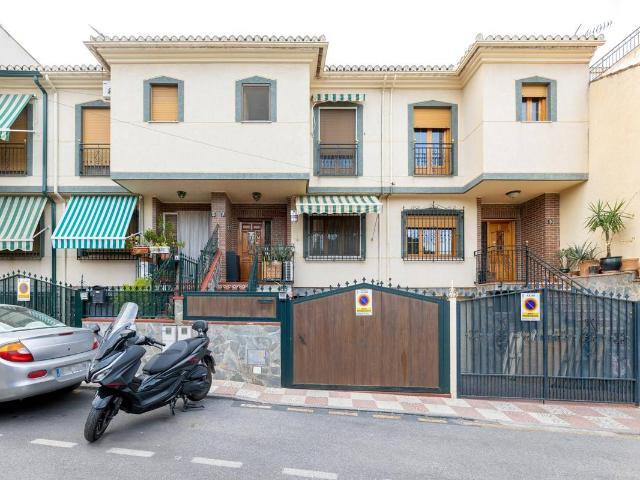 Chalet en venta en Comarca de la Vega de Granada, Andalucía