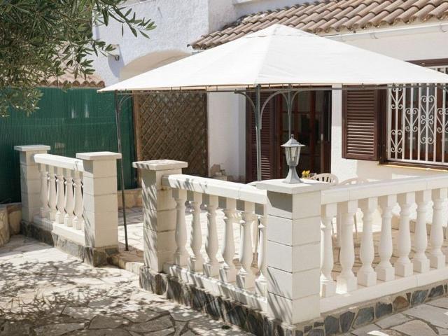 Chalet en venta en Santa Maria de Llorell, la Selva