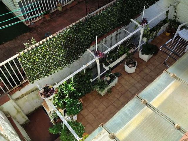 Chalet en venta en Pubilla Cases, L'hospitalet De Llobregat