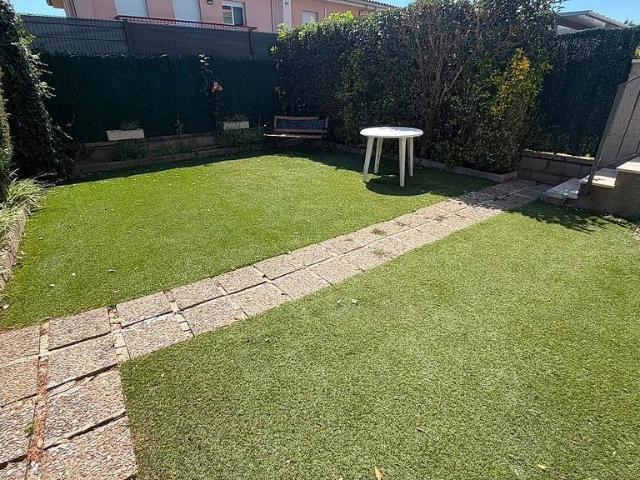 Chalet en venta en Fontajau, Gironès