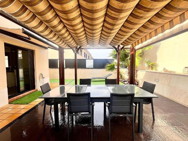 Chalet en venta en Santa Maria, Garraf