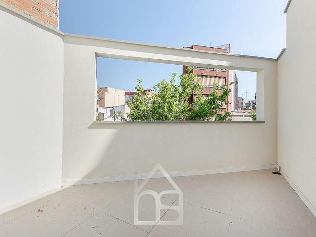 Villa en venta en Cornellà De Llobregat, el Pedró