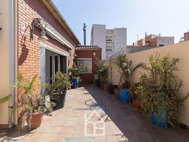 Chalet en venta en Almeda, Baix Llobregat