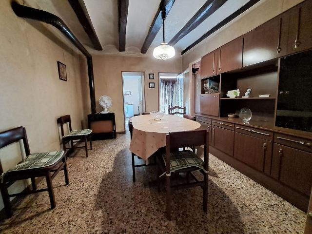 Villa en venta en Ginestar