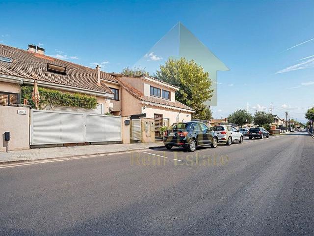 Chalet en venta en la Florida, Vallès Occidental