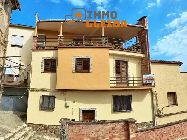 Villa en venta en Camarasa