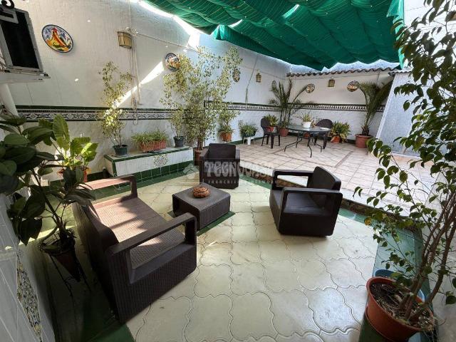 Villa en venta en Camas