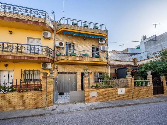 Chalet en venta en Camas, Sevilla