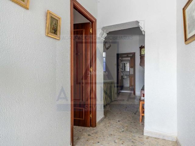 Chalet en venta en Camas, Andalucía