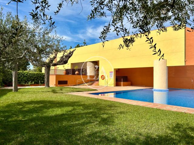 Chalet en venta en Vilafortuny, Baix Camp
