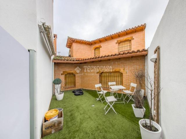 Chalet en venta en Campo Real, Madrid