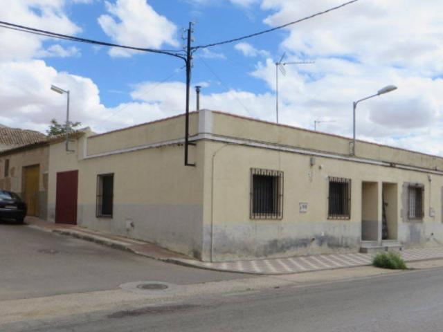 Villa en venta en Camuñas