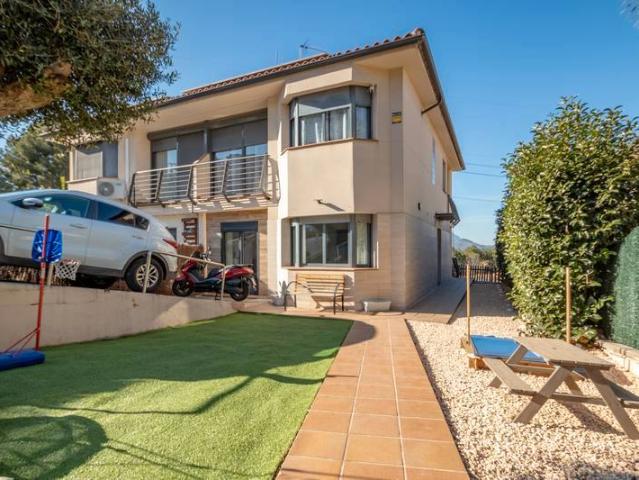Villa en venta en Terrassa, Centre