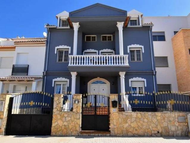 Chalet en venta en Canals, València / Valencia