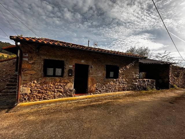 Chalet en venta en Candamo, Asturias