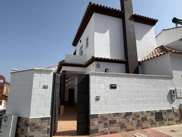Chalet en venta en Barriada Nuestra Señora del Rosario, Cantillana