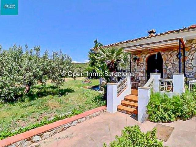 Casa en venta en Canyelles