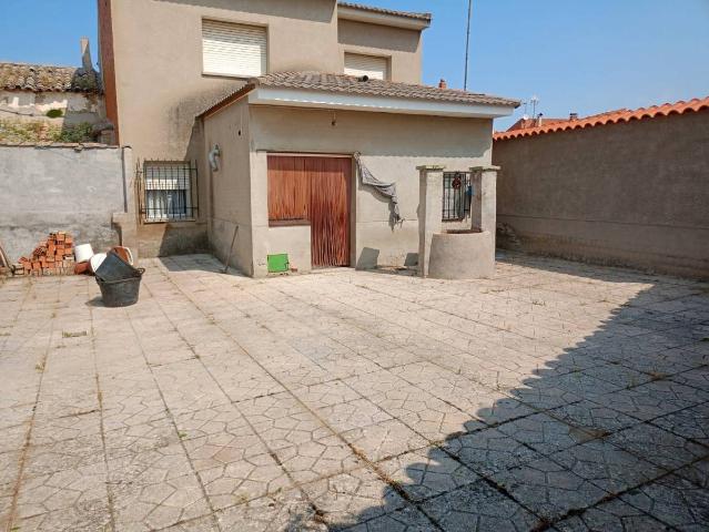 Villa en venta en Carmena Villa en venta en Carmena
