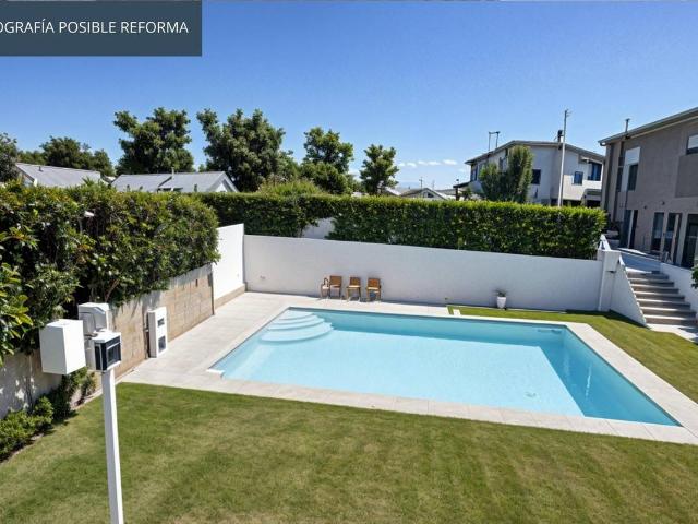Villa en venta en Carranque