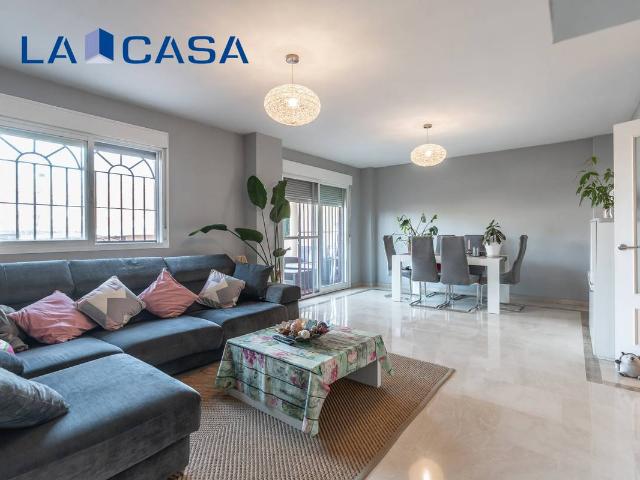 Villa en venta en Carranque