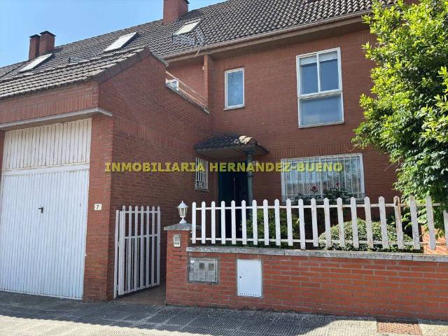 Villa en venta en Carrascal De Barregas