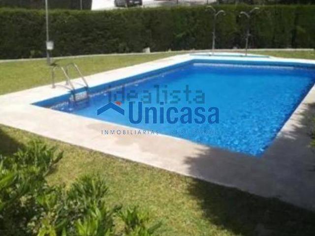 Villa en venta en Cártama
