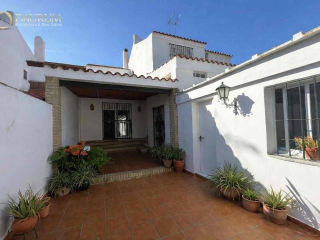 Chalet en venta en Mairena Pueblo, Mairena Del Aljarafe