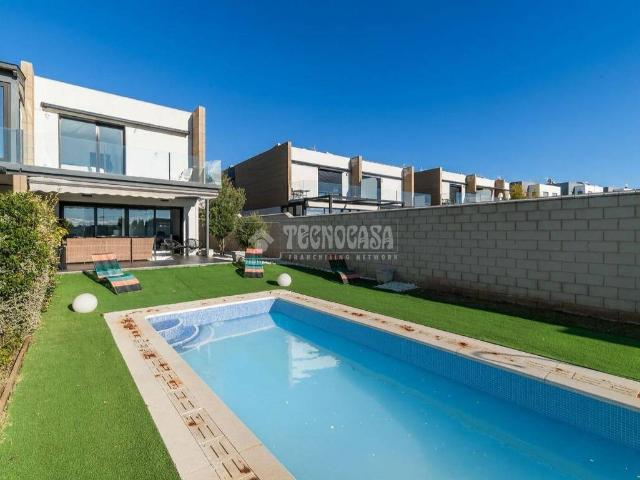 Chalet en venta en Arroyomolinos, Madrid