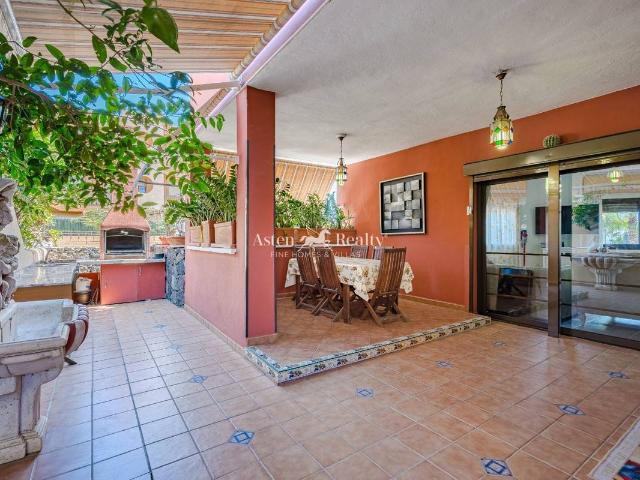 Chalet en venta en La Postura, Adeje