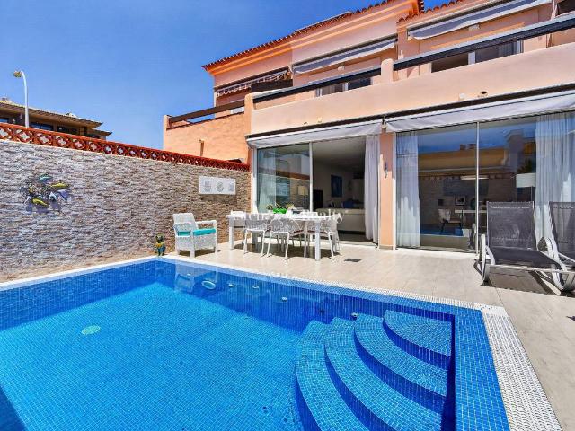 Chalet en venta en La Postura, Adeje