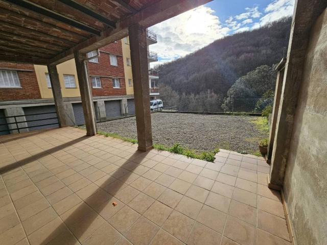 Villa en venta en Castellfollit De La Roca