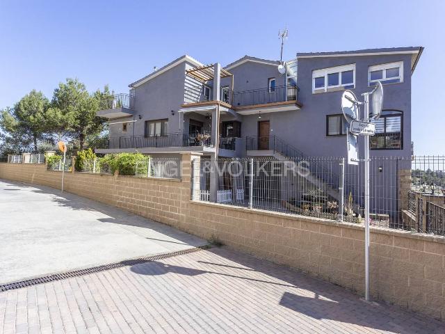 Chalet en venta en Castellgalí, Barcelona
