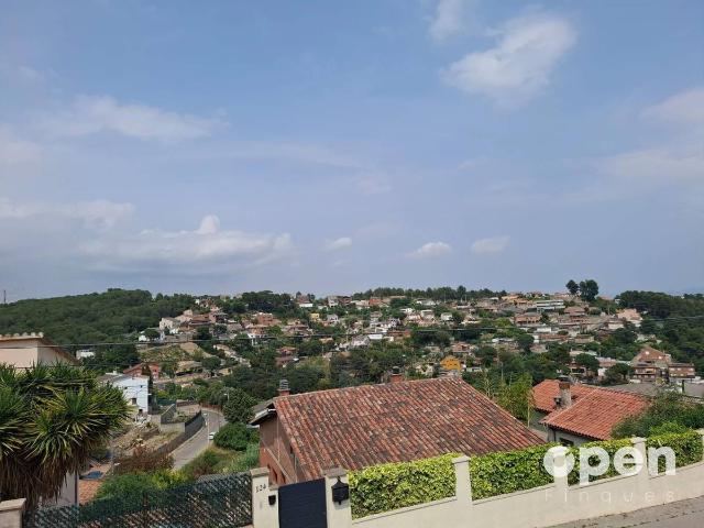Villa en venta en Rubí
