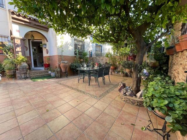 Villa en venta en Castilleja De La Cuesta, El Faro