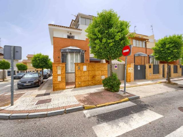 Villa en venta en Castilleja De La Cuesta, El Faro