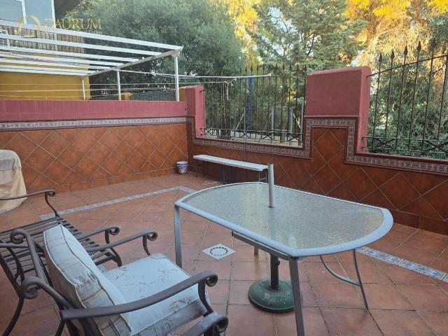 Chalet en venta en Castilleja De La Cuesta, Andalucía
