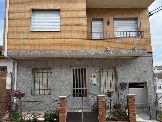 Chalet en venta en Castillo De Locubín, Andalucía