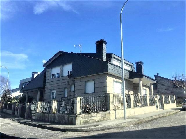 Villa en venta en Castro Caldelas