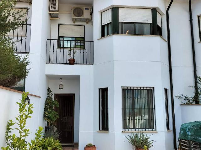 Villa en venta en Cazalla De La Sierra