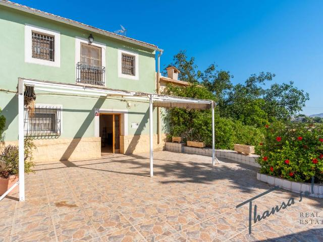 Chalet en venta en Casco Antiguo - Santa Cruz - Ayuntamiento, l'Alacantí