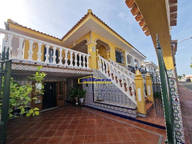 Chalet en venta en El Condado, Andalucía