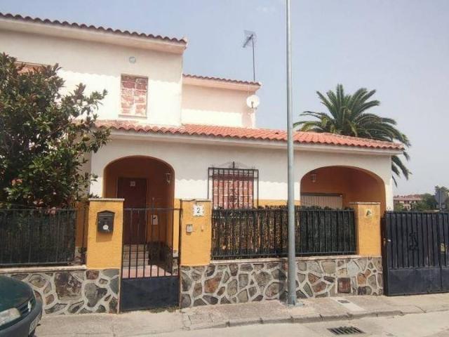 Chalet en venta en Cedillo Del Condado, Castilla-La Mancha
