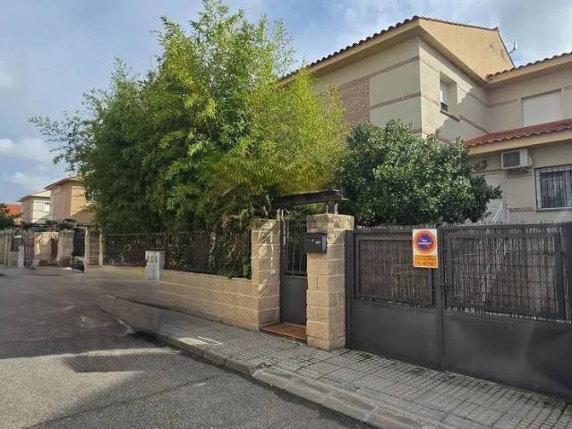 Villa en venta en Cedillo Del Condado